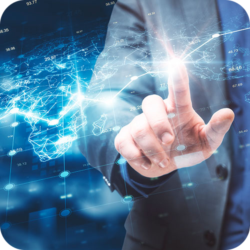 Ejecutivo empresarial conectado con servicios de Datos de Claro Empresas. Ejecutivo empresarial conectado con servicios de Datos de Claro Empresas.